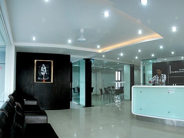 Sai Srushti Hotel Shirdi Ngoại thất bức ảnh